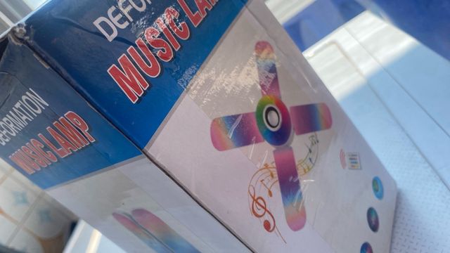 LUZ TECHO ALTAVOZ LED RGB BT