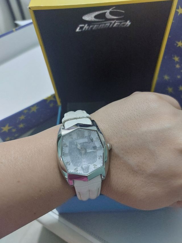 Orologio Chronotech bianco e argento