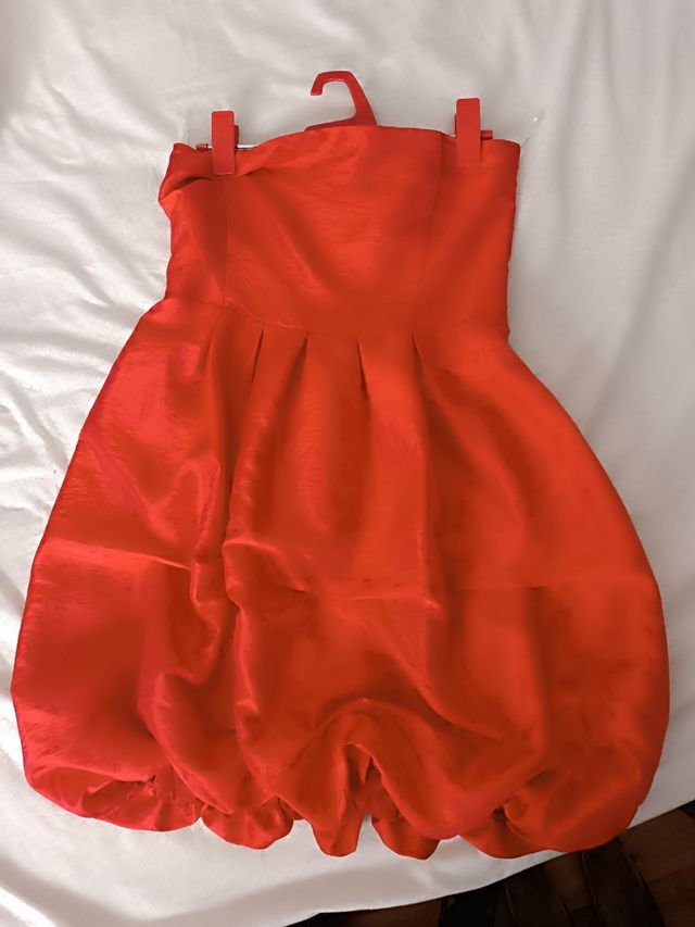 Vestido rojo de fiesta