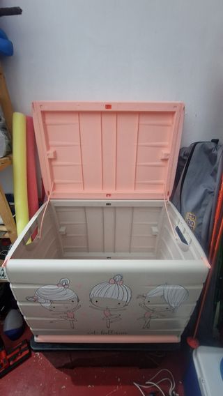 Baúl de resina  260l con motivos infantiles