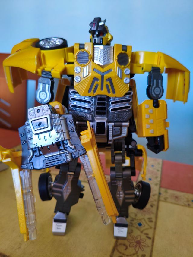 Toyota Supra - Coche convertible en robot