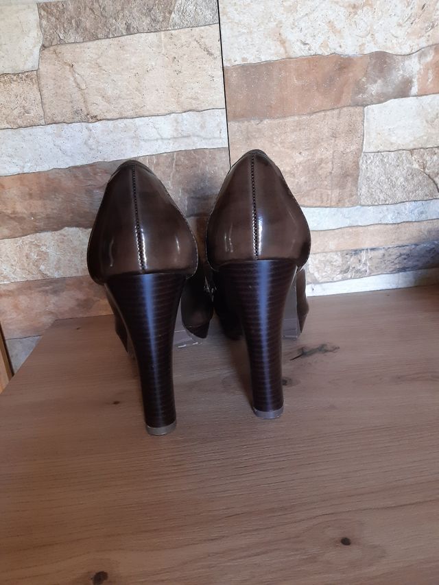 Zapatos tacón mujer marrón