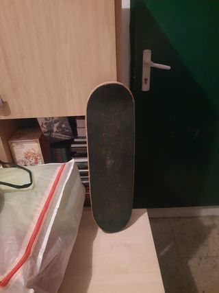Skate Alien