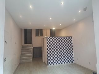 Local comercial - Alquiler - Buena zona