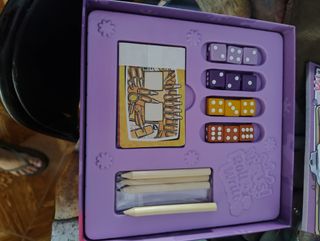 Virus! Roll & Write juego mesa