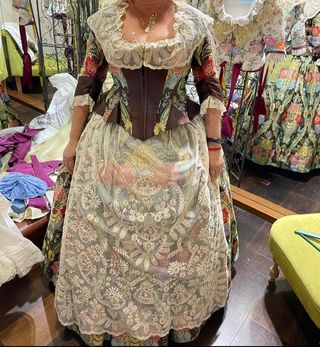 Traje Fallera: multicolor
