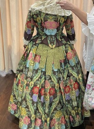Traje Fallera: multicolor