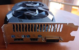 ASUS GeForce GTX 1650 DUAL - 4GB