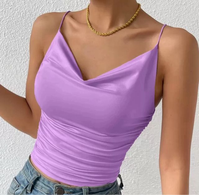 Top corto con bretelle sottili