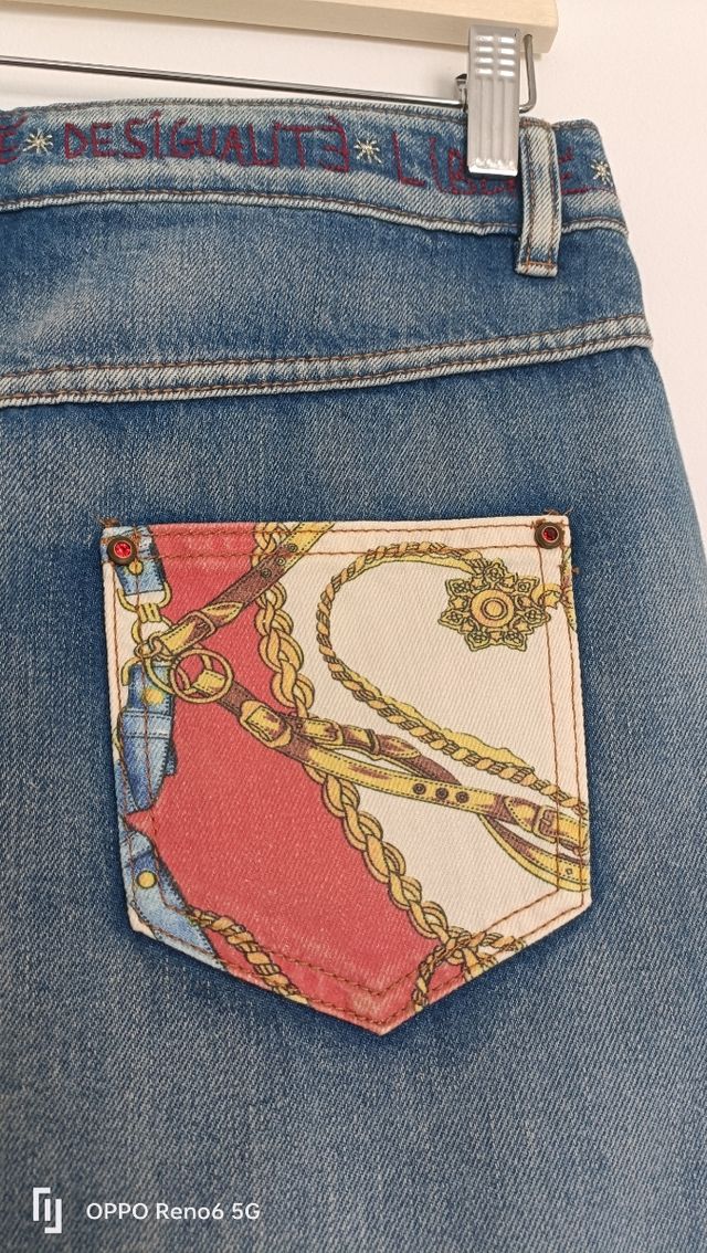 Mini Falda Vaquera Desigual cintura asimétrica