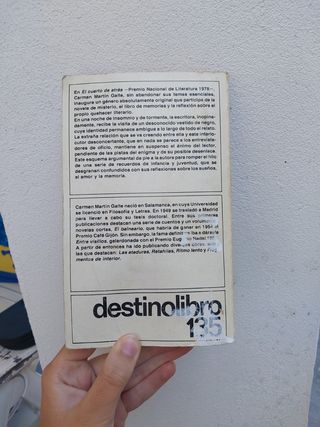 No Fio Do Tempo / in the Wire of Time (Galician...