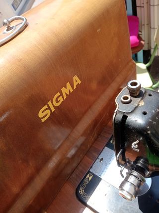 Máquina coser Sigma Antigua