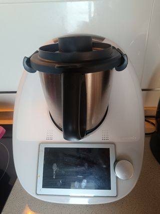 Thermomix TM6 impecable ,libro de recetas