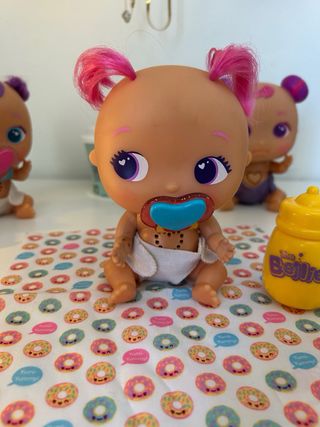 4 Muñecas Bebés + Accesorios