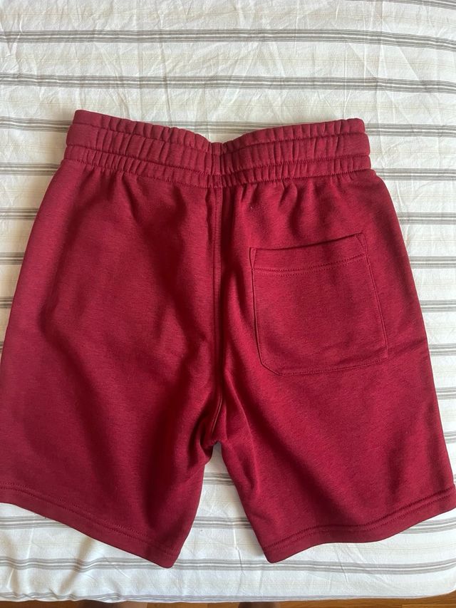 Shorts sportivi rossi