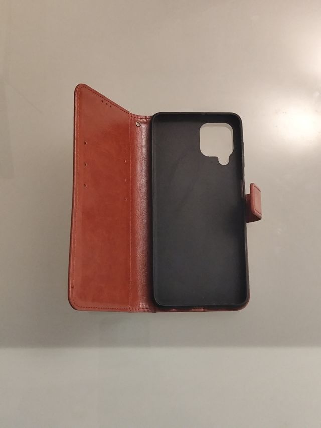 Carcasa marrón Samsung M32 + Correa