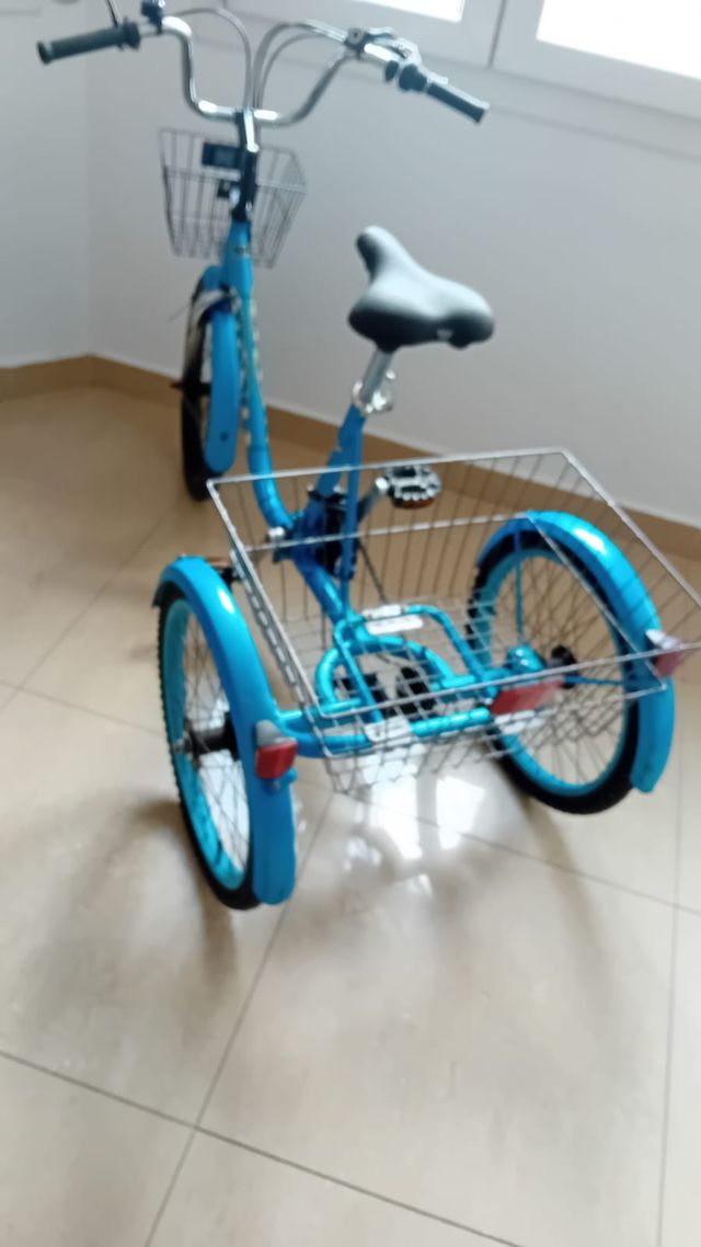 Bicicleta triciclo adulto plegable con 18 velocida