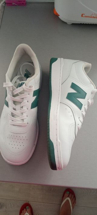 Zapatillas New Balance - Blancas y Verdes