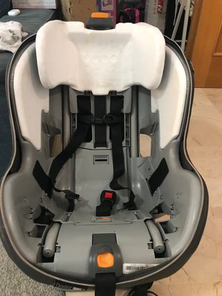 Silla coche Chicco 2-30kg