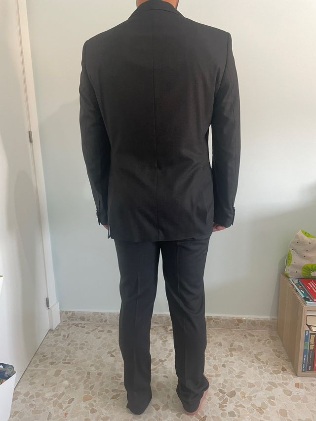 Traje Zara hombre negro
