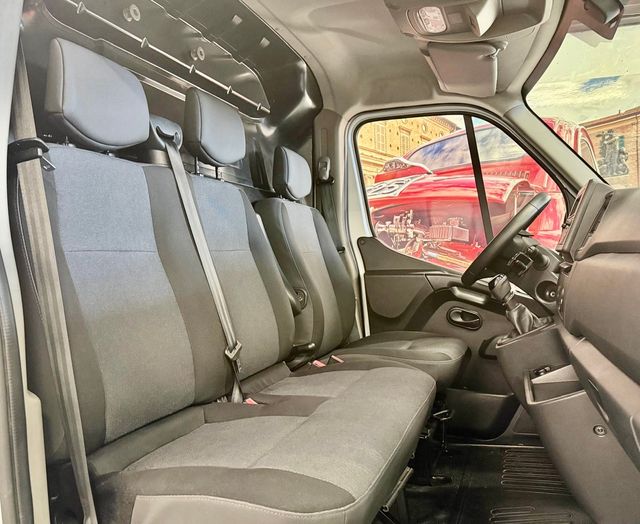 RENAULT MASTER FURGON L2H2 