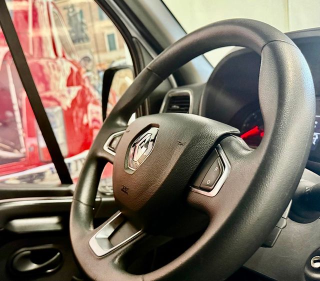 RENAULT MASTER FURGON L2H2 