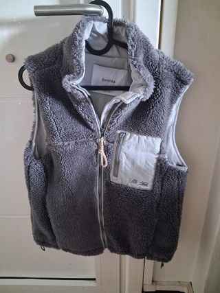 Chaleco Bershka gris - Talla única