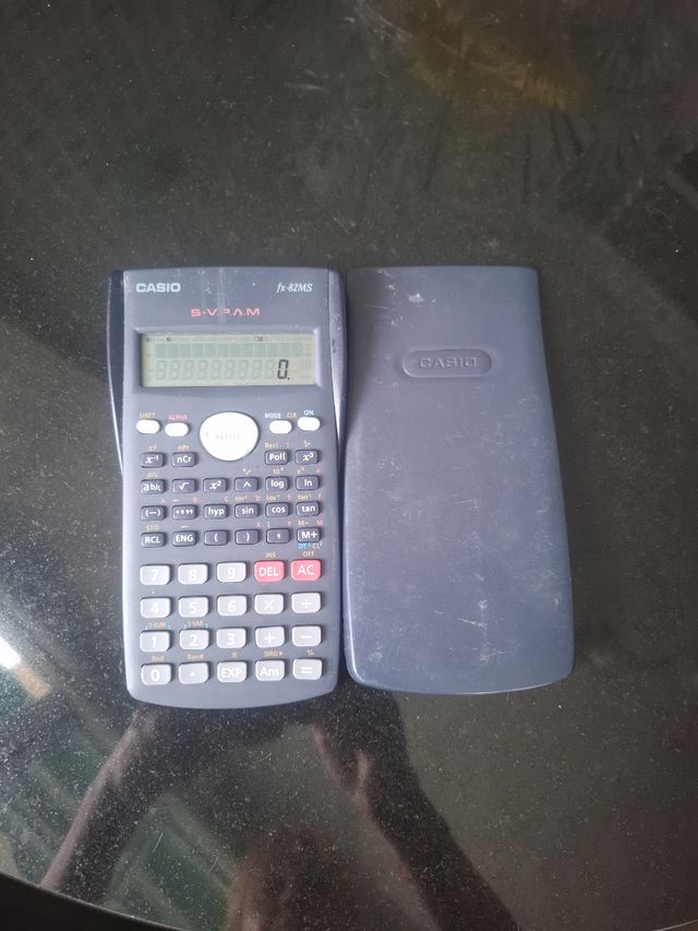 CASIO fx-82MS Calculadora Científica