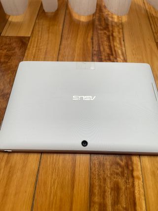 Tablet ASUS blanca