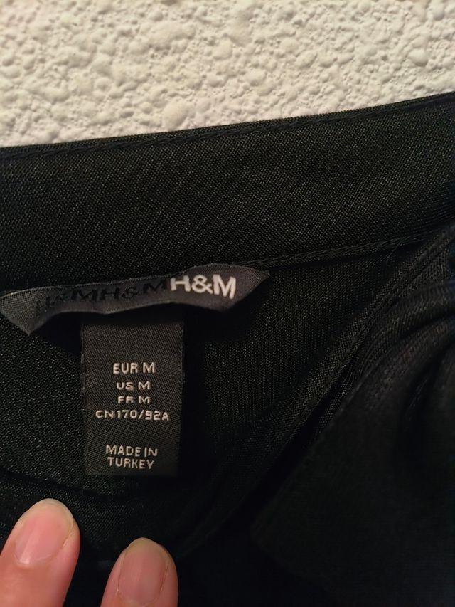 Camiseta negra lazo M