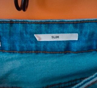 Shorts rotos PULL&BEAR - Talla L