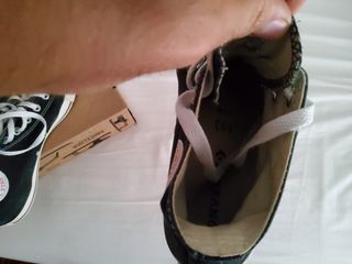 Converse Chuck Taylor negras