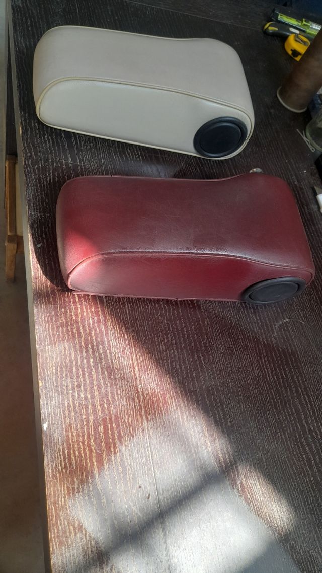 2 Apoyabrazos Mercedes consultar precio y existenc