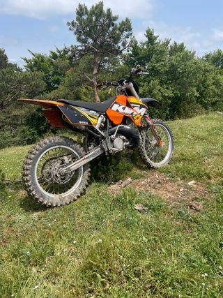KTM 200 SX venta o cambio