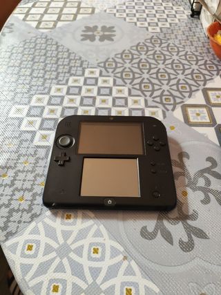 Nintendo 2DS Azul + Accesorios