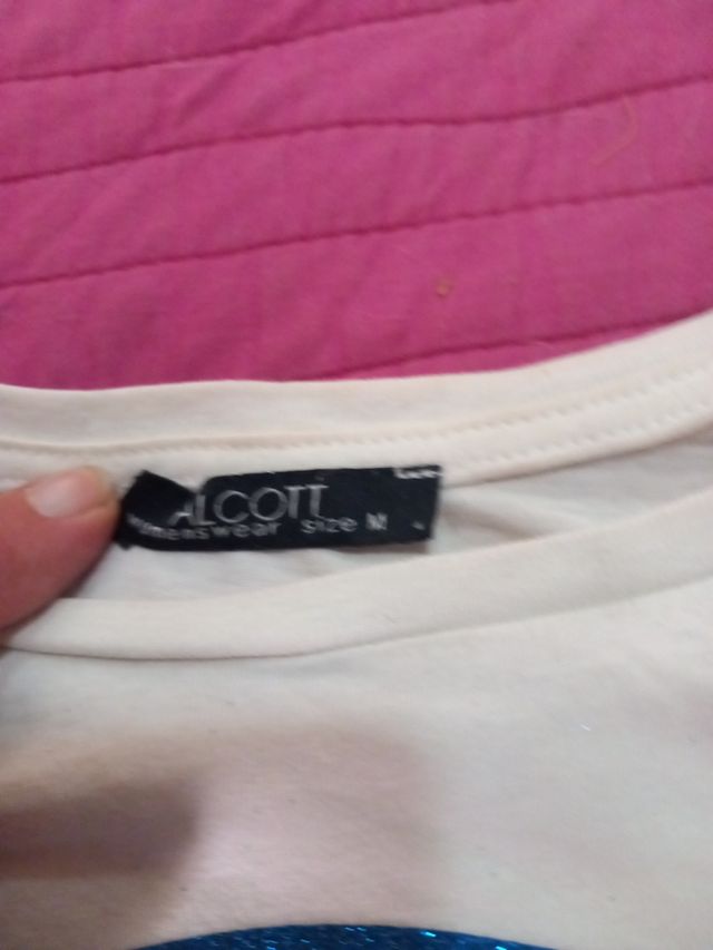 Camiseta NASA y regalo otra Stranger things