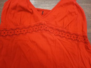 Camiseta roja tirantes