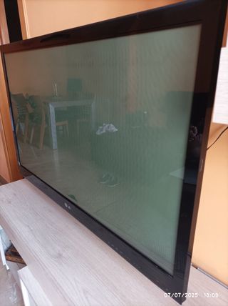 TV LG 42" negra
