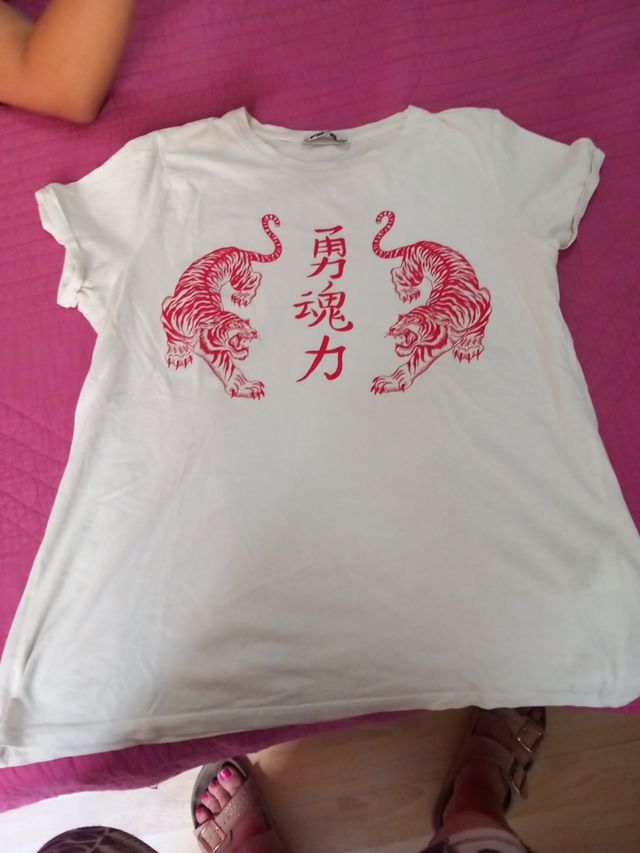 Camiseta tigre roja y blanca - M