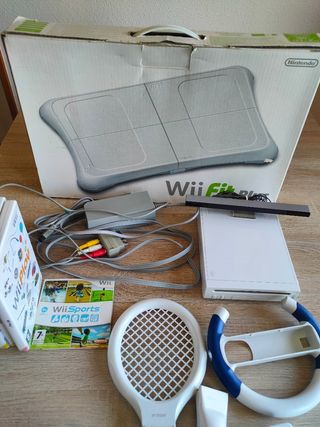 Nintendo Wii + Accesorios