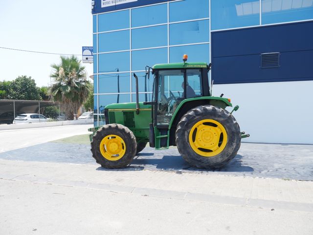 Tractor John Deere 6300