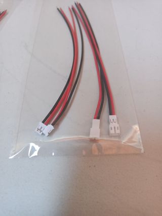 Conectores con cable  JST 2x4