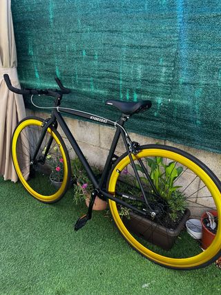 Bicicleta Fixie Fabricbike - Llantas doradas