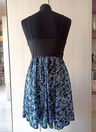 Vestito floreale estivo nero e blu