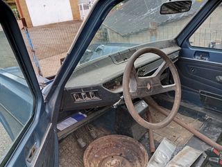 Renault 6: Piezas