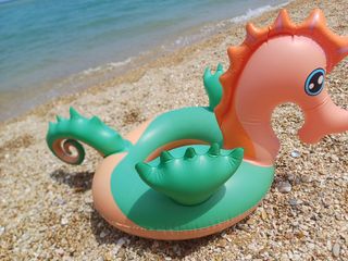 Gonfiabile unicorno mare bimba