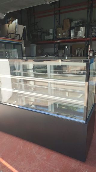 Vitrina Pastelera Refrigerada