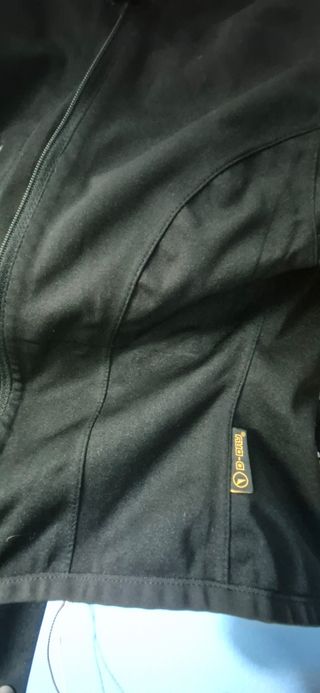 Chaqueta moto Dainese mujer talla 40
Modelo Arya.