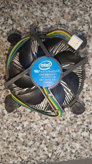Ventilador Intel Foxconn - CPU Cooler