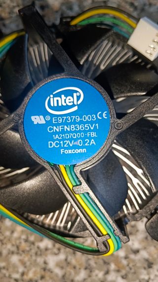 Ventilador Intel Foxconn - CPU Cooler
